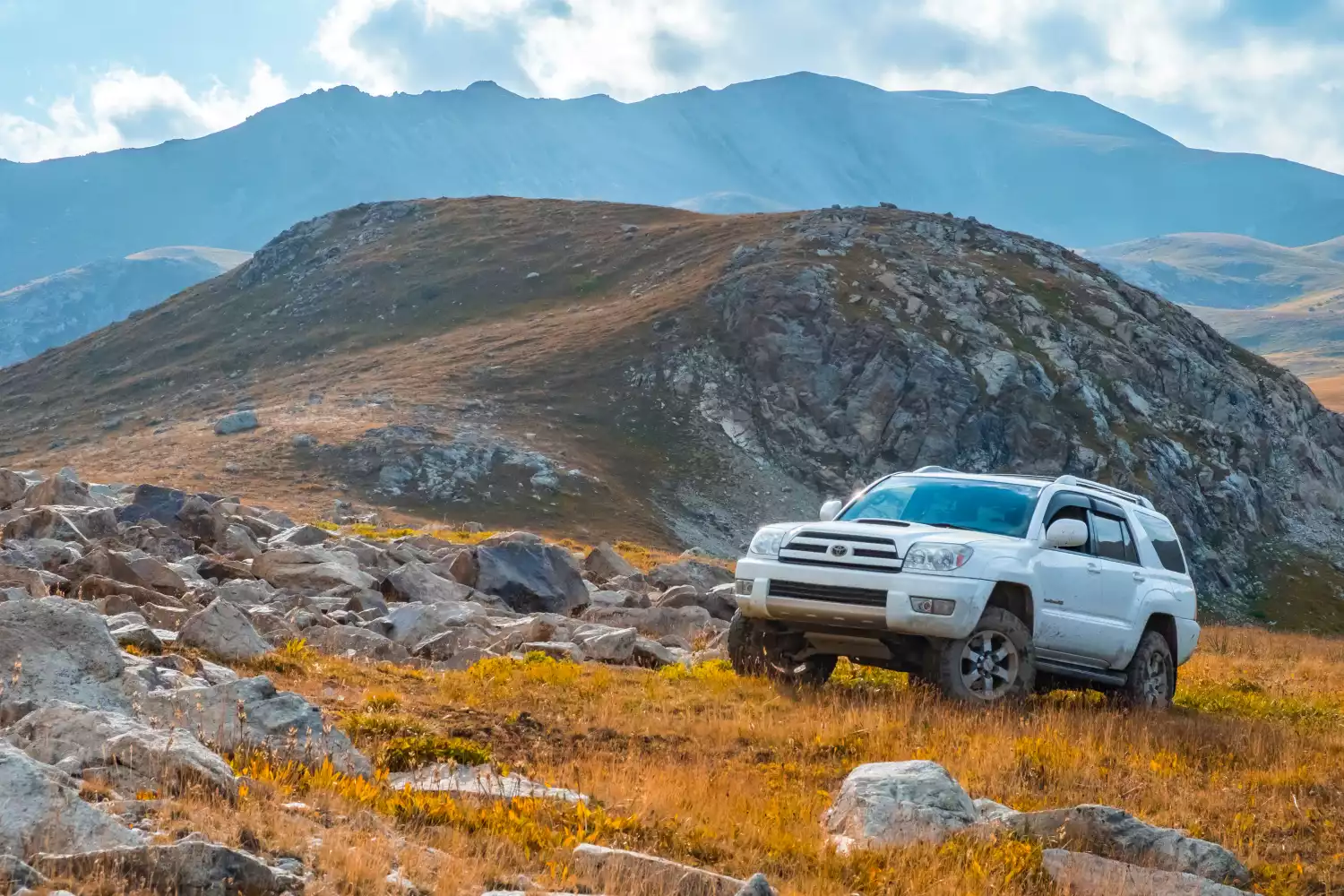 Toyota 4Runner organizer for road trip